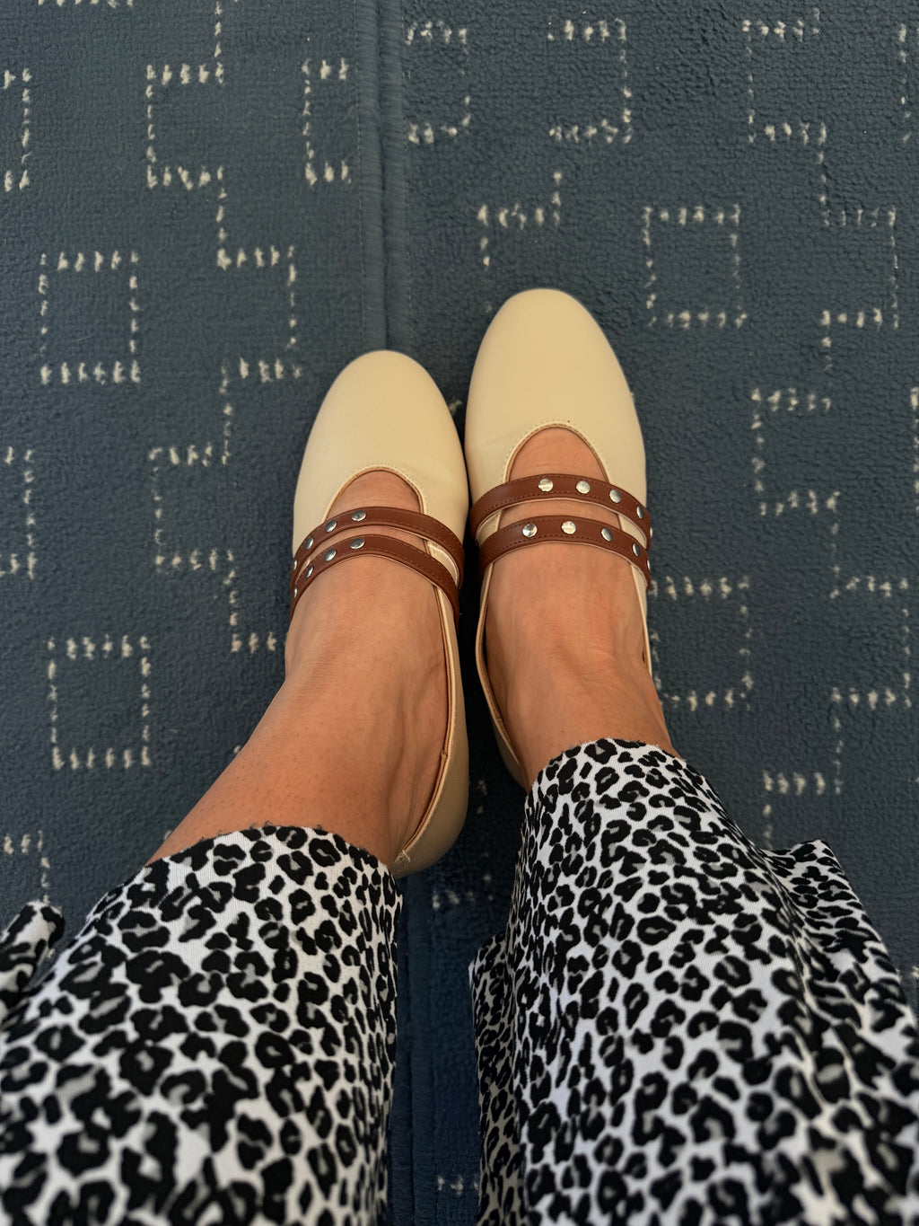BALLERINA RIVET