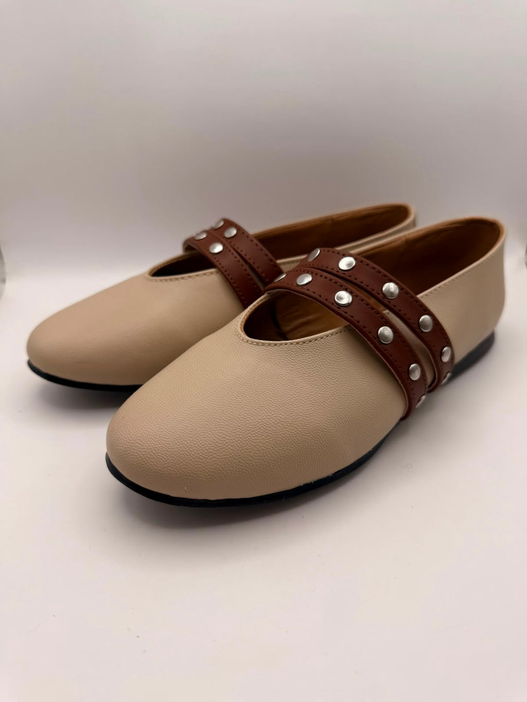 BALLERINA RIVET