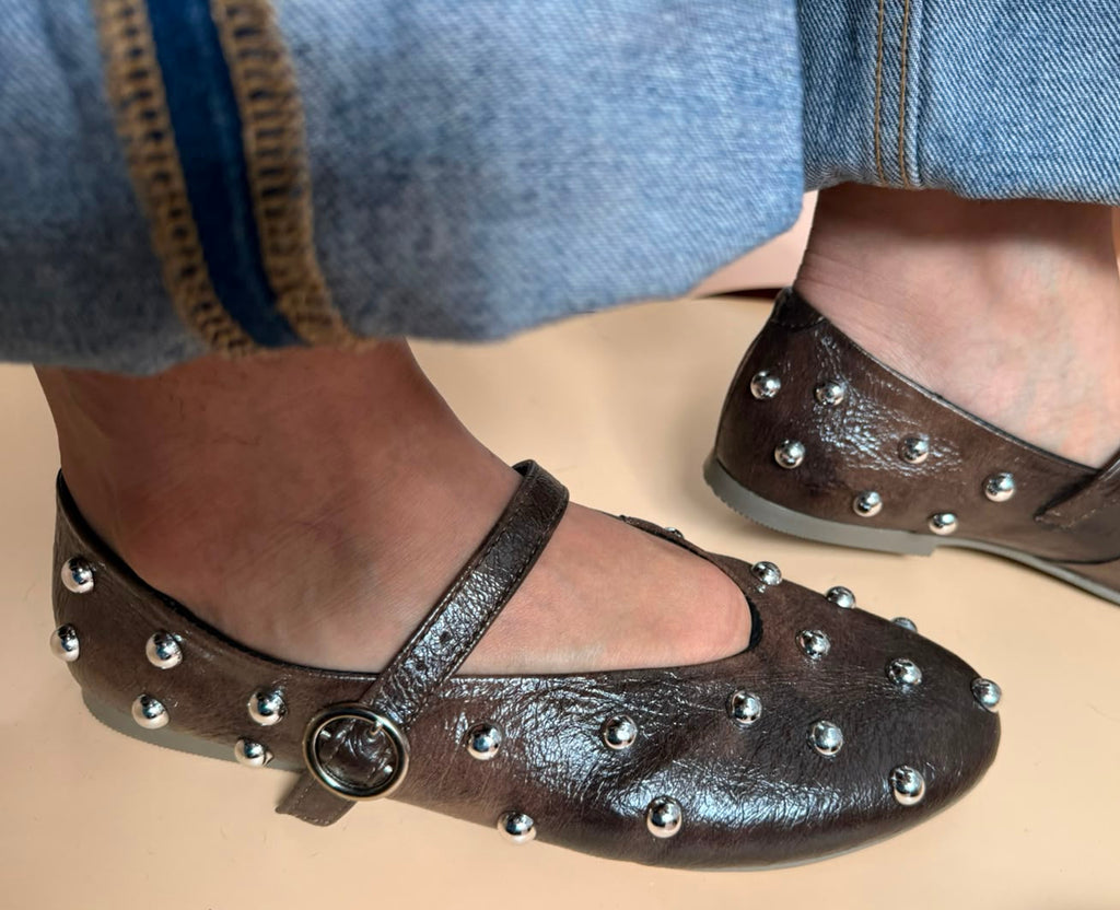 Mary Jane BERLIN Studded — Chocolate